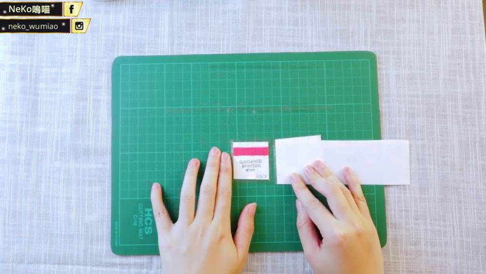 唇膏色卡自制方法步驟圖解 唇膏色卡自制方法步驟圖解