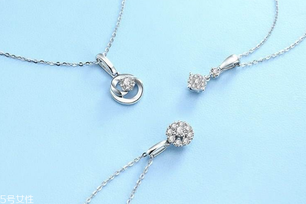 鉑金項(xiàng)鏈可以加長嗎 找正規(guī)專柜 鉑金項(xiàng)鏈可以加長嗎 找正規(guī)專柜