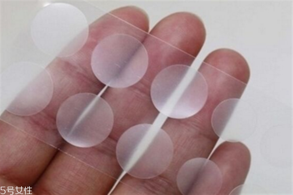 痘痘貼哪個(gè)牌子好 痘痘貼的正確使用方法 痘痘貼哪個(gè)牌子好 痘痘貼的正確使用方法