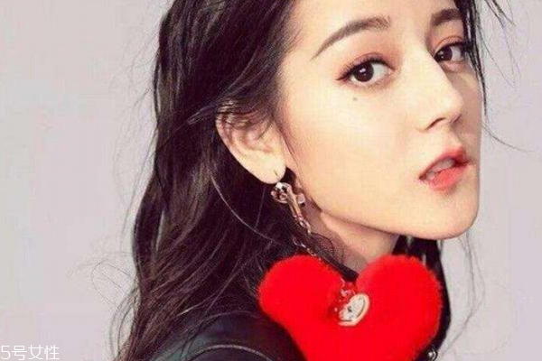 腮紅要注意什么地方 4個(gè)地方不可取 腮紅要注意什么地方 4個(gè)地方不可取