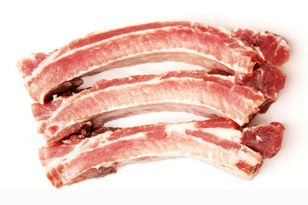 排骨可以燉黃瓜嗎 這個湯也好喝 排骨可以燉黃瓜嗎 這個湯也好喝