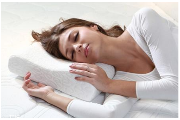 五十肩最佳治療方法 五十肩的癥狀是什么 五十肩最佳治療方法 五十肩的癥狀是什么