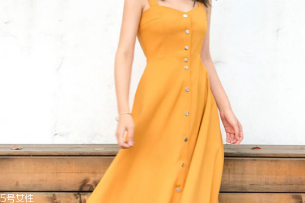 胯大的女生適合穿什么裙子 中長裙最合適 胯大的女生適合穿什么裙子 中長裙最合適