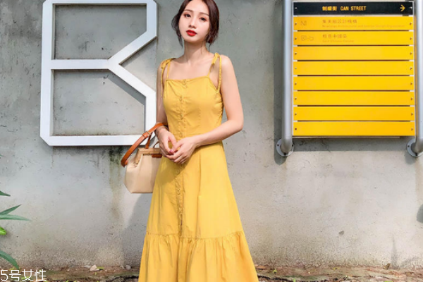 胯大的女生適合穿什么裙子 中長裙最合適 胯大的女生適合穿什么裙子 中長裙最合適