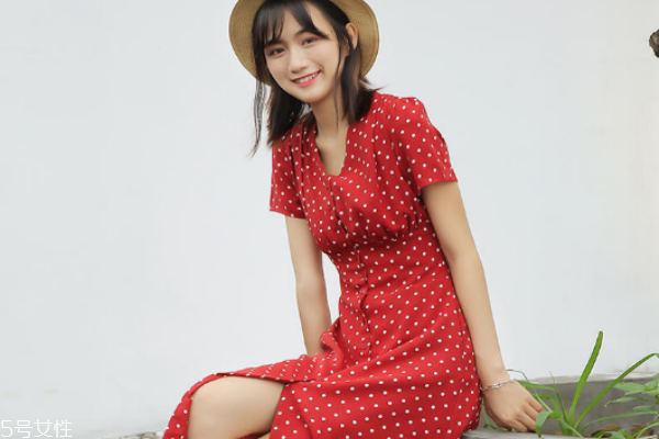 胯大的女生適合穿什么裙子 中長裙最合適 胯大的女生適合穿什么裙子 中長裙最合適