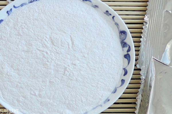 藕粉會回奶嗎 不會回奶但是也不要太早吃 藕粉會回奶嗎 不會回奶但是也不要太早吃