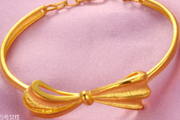 黃金手鐲怎么保養(yǎng) 這些事項要當心 黃金手鐲怎么保養(yǎng) 這些事項要當心