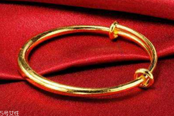 黃金手鐲變形了怎么辦 這樣就能修復(fù)啦 黃金手鐲變形了怎么辦 這樣就能修復(fù)啦