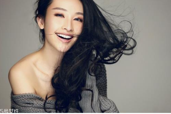 頭上長(zhǎng)痘痘是什么原因 預(yù)防額頭長(zhǎng)痘痘小偏方 頭上長(zhǎng)痘痘是什么原因 預(yù)防額頭長(zhǎng)痘痘小偏方