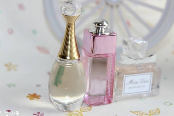 什么性格適合什么香水 性格高冷用什么香水 什么性格適合什么香水 性格高冷用什么香水