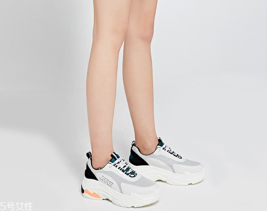 休閑裝怎么搭配好看 時尚休閑兩不誤 休閑裝怎么搭配好看 時尚休閑兩不誤