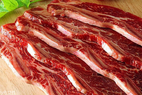 牛肉為什么越煮越硬 可能是這兩個(gè)原因 牛肉為什么越煮越硬 可能是這兩個(gè)原因