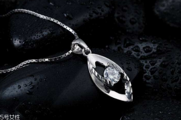 鈀金項(xiàng)鏈多少錢(qián)一克 不是特別貴 鈀金項(xiàng)鏈多少錢(qián)一克 不是特別貴