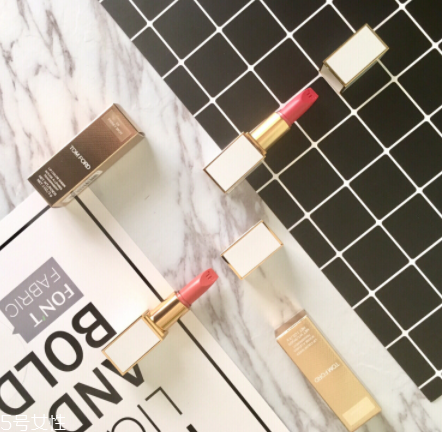 tf白管05和07哪個顯白 tf白管口紅05和07對比 tf白管05和07哪個顯白 tf白管口紅05和07對比