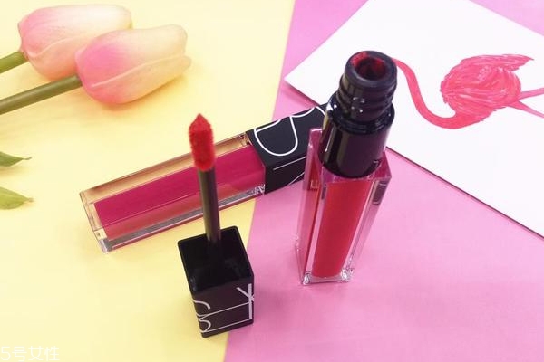 nars絲絨水霧柔滑唇霜怎么樣 比一般口紅更加顯色 nars絲絨水霧柔滑唇霜怎么樣 比一般口紅更加顯色