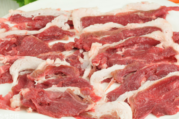 羊肉為什么比牛肉貴 成本較高的原因 羊肉為什么比牛肉貴 成本較高的原因