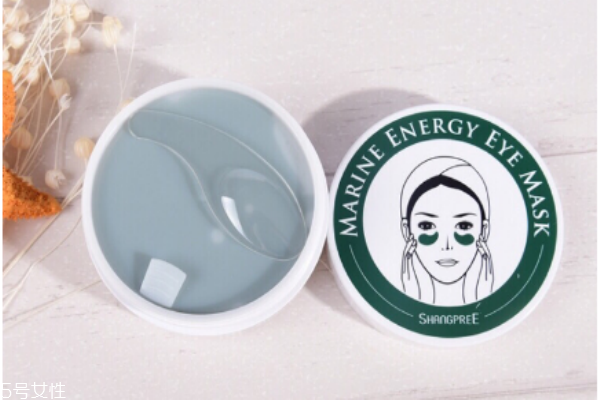 香蒲麗眼膜可以和面膜一起用嗎 香蒲麗眼膜的用法 香蒲麗眼膜可以和面膜一起用嗎 香蒲麗眼膜的用法