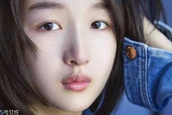 下垂眼用什么顏色眼影好 非常適合厭世風(fēng)格妝 下垂眼用什么顏色眼影好 非常適合厭世風(fēng)格妝