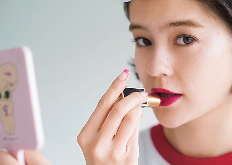 自然而甜美妝容化妝步驟圖解 自然而甜美妝容化妝步驟圖解