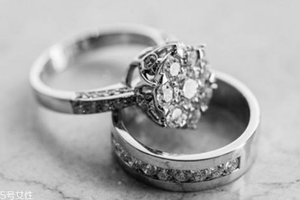鉑金戒指在哪里回收 認(rèn)準(zhǔn)大型金店 鉑金戒指在哪里回收 認(rèn)準(zhǔn)大型金店