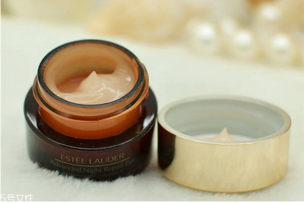 眼霜過(guò)敏應(yīng)該怎么治 眼霜過(guò)敏的癥狀 眼霜過(guò)敏應(yīng)該怎么治 眼霜過(guò)敏的癥狀