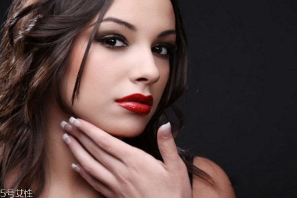 改善不良生活否則你將變成大餅?zāi)? alt=