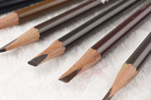 砍刀眉筆適合什么人 手殘黨星人和懶癌星人 砍刀眉筆適合什么人 手殘黨星人和懶癌星人