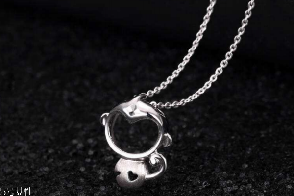 鉑金項(xiàng)鏈好還是k金好 明確自己的需求 鉑金項(xiàng)鏈好還是k金好 明確自己的需求