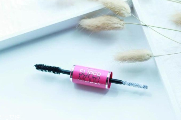 睫毛膏膏體有什么區(qū)別 3種膏體各有優(yōu)勢(shì) 睫毛膏膏體有什么區(qū)別 3種膏體各有優(yōu)勢(shì)