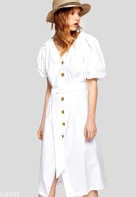 v領(lǐng)連衣裙怎么搭配 展現(xiàn)最美的自己 v領(lǐng)連衣裙怎么搭配 展現(xiàn)最美的自己