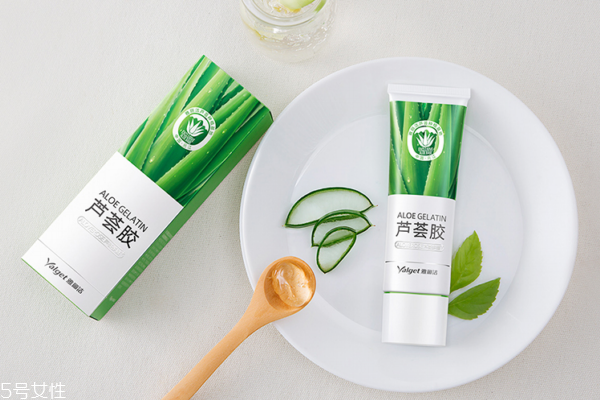 雅麗潔蘆薈膠的味道 淡淡蘆薈味 雅麗潔蘆薈膠的味道 淡淡蘆薈味