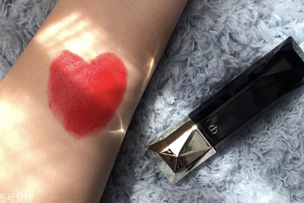 cpb311可以素顏涂嗎 cpb311口紅掉色嗎 cpb311可以素顏涂嗎 cpb311口紅掉色嗎