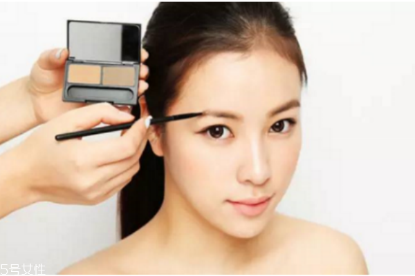 眉粉和眉筆哪個好用 眉粉好用還是眉筆好用 眉粉和眉筆哪個好用 眉粉好用還是眉筆好用