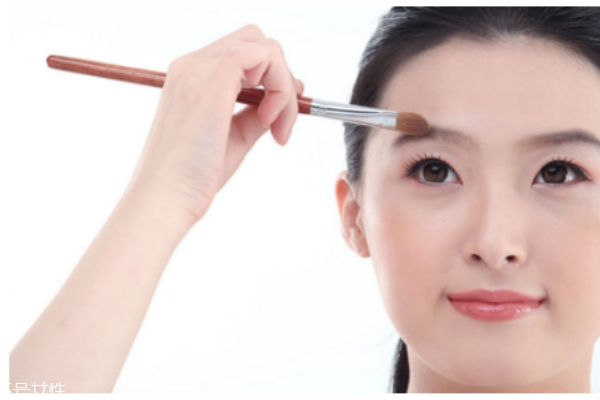 眉粉和眉筆哪個好用 眉粉好用還是眉筆好用 眉粉和眉筆哪個好用 眉粉好用還是眉筆好用