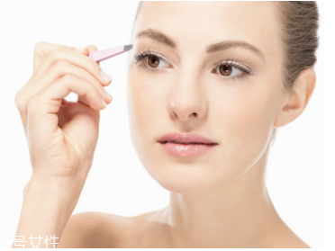 畫眉毛用的工具有哪些 畫眉毛神器 畫眉毛用的工具有哪些 畫眉毛神器