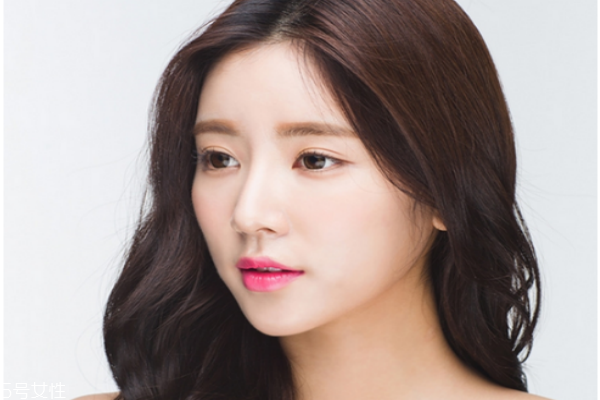 玫瑰粉口紅適合什么人 玫瑰粉口紅適合的人 玫瑰粉口紅適合什么人 玫瑰粉口紅適合的人