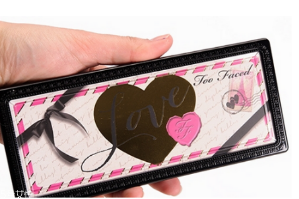 too faced高光怎么樣 too faced心形高光色號及試色 too faced高光怎么樣 too faced心形高光色號及試色