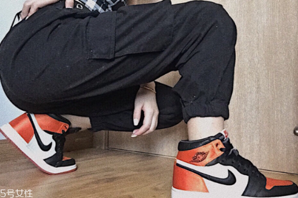 aj1適合女生的配色 這幾款都不錯 aj1適合女生的配色 這幾款都不錯