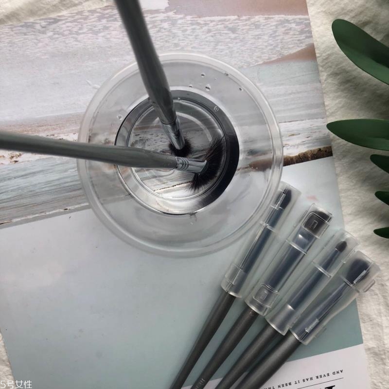 魅絲蔻化妝刷什么檔次 開(kāi)架產(chǎn)品適合新手