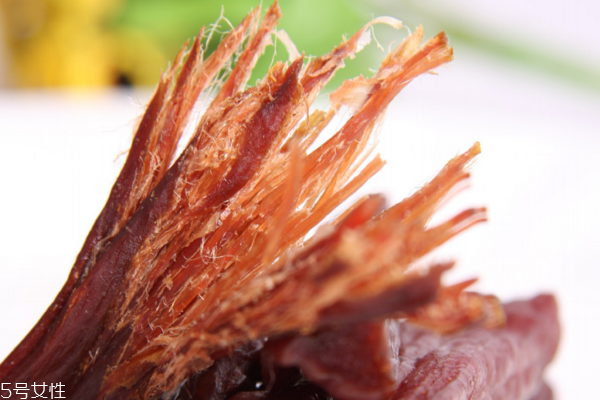 牛肉干為什么發(fā)臭 應(yīng)該是變質(zhì)了 牛肉干為什么發(fā)臭 應(yīng)該是變質(zhì)了