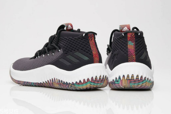 利拉德4適合外場(chǎng)嗎 一起來(lái)看外場(chǎng)實(shí)戰(zhàn)情況 利拉德4適合外場(chǎng)嗎 一起來(lái)看外場(chǎng)實(shí)戰(zhàn)情況