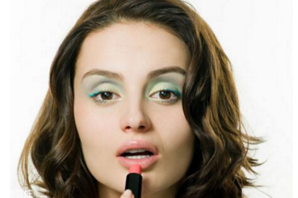 口紅開封后能用多久 口紅開封后保質期 口紅開封后能用多久 口紅開封后保質期