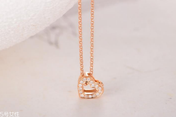 鉆石項鏈買了能退嗎 要與店家協(xié)商 鉆石項鏈買了能退嗎 要與店家協(xié)商