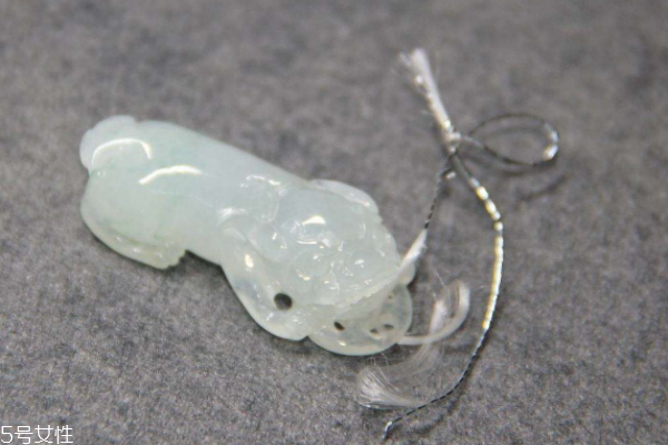 貔貅吊墜的佩戴方法 這樣才最有效果 貔貅吊墜的佩戴方法 這樣才最有效果