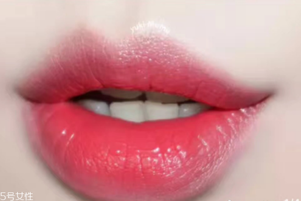 紀(jì)梵?？诩t301是什么顏色 紀(jì)梵?？诩t301試色