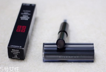 紀梵?？诩t303和304的區(qū)別及試色 紀梵希最火顏色推薦