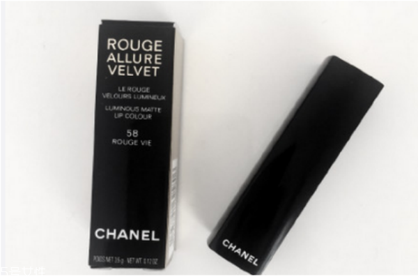 香奈兒絲絨口紅58號多少錢 香奈兒絲絨58價(jià)格