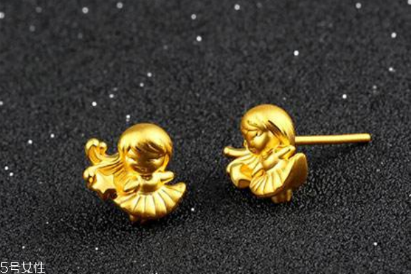 黃金耳釘過(guò)敏怎么辦 要及時(shí)就醫(yī) 黃金耳釘過(guò)敏怎么辦 要及時(shí)就醫(yī)