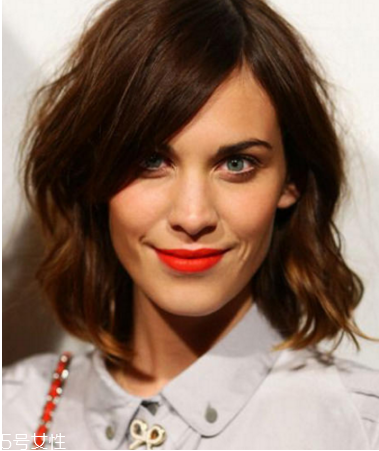 南瓜色妝容怎么畫 南瓜色妝容圖片教程 南瓜色妝容怎么畫 南瓜色妝容圖片教程