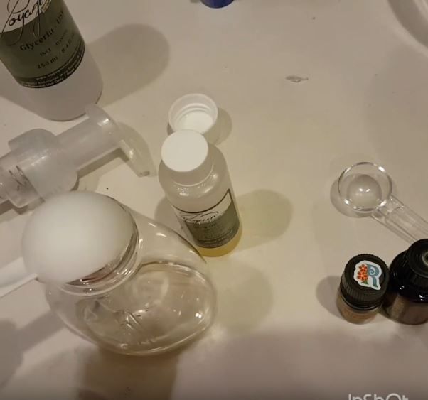 金盞花護膚品自制教程 3樣diy金盞花護膚品 金盞花護膚品自制教程 3樣diy金盞花護膚品